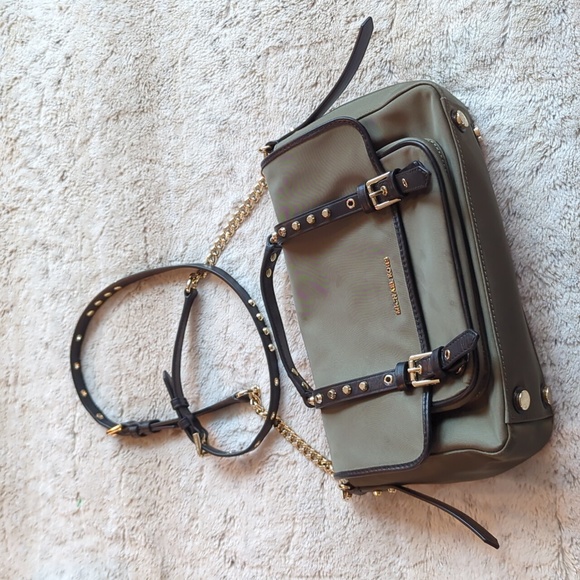 Michael Kors Leila Nylon Leather Trim Flap Messenger Crossbody Olive Green Bag - Picture 2 of 9